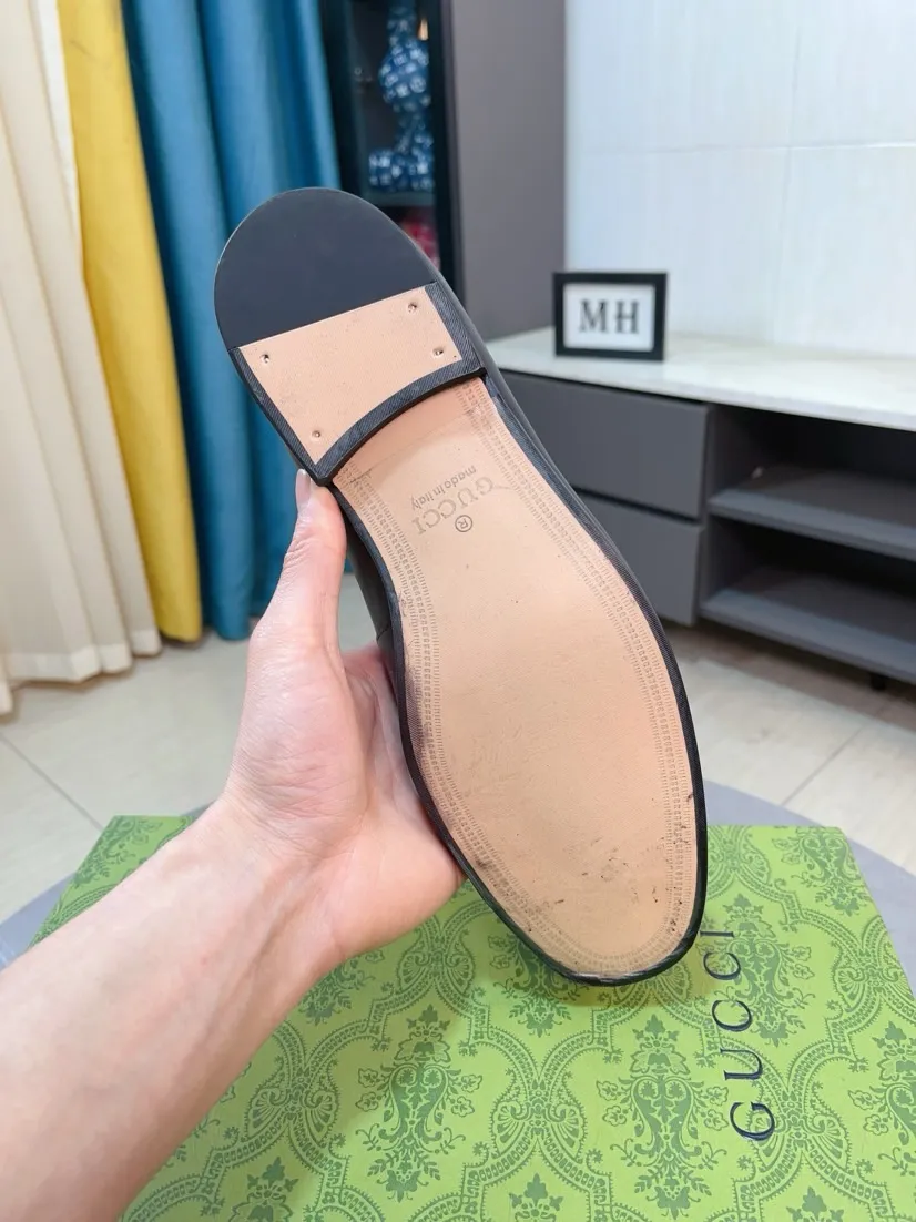 Men's shoes 💰500🌹🌹【GUCCI】The most popular classic Gucci leather shoes. Synchronized with the official website, the upper is made of Italian first-layer cowhide ➕cowhide lining, with unique brand and unique craftsmanship. Highlighting the hot style of the new year. Stop hesitating, stop wandering, get it now. Number: 38--44
